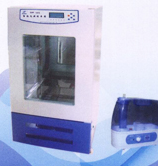 GHP-300（E、F）智能光照培養(yǎng)箱