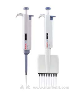 711121220000 50μl手動固定移液器