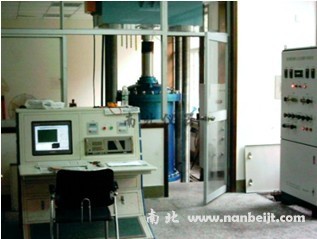 GSZ501粗粒土大型高壓三軸試驗(yàn)機(jī)